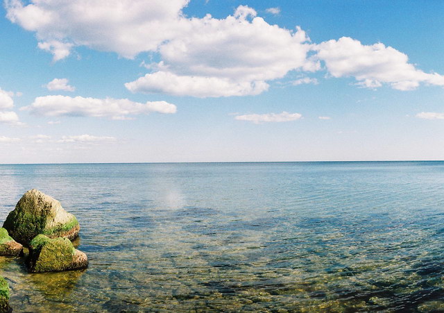 Чистая прозрачная вода.jpg