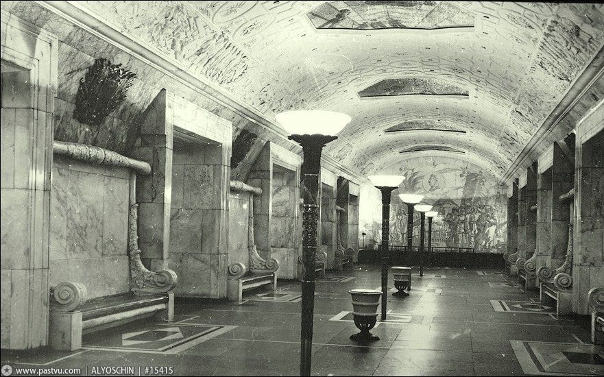 Пятницкая, метро Новокузнецкая.jpg