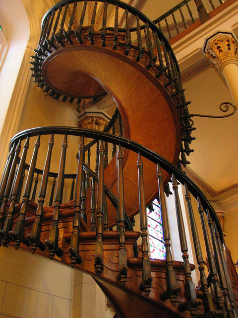 800px-Loretto_Chapel.jpg