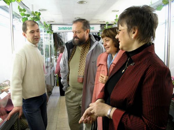 Гости выставки, Калгины В.Н. и Т.Г.